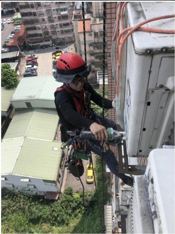 台中高空外牆外牆冷氣架施工-鼎豐