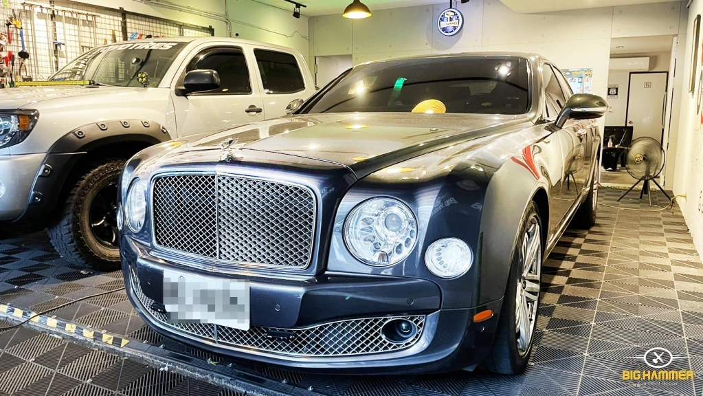 Bentley Mulsanne 6.75 V8  全車凹痕修復x5