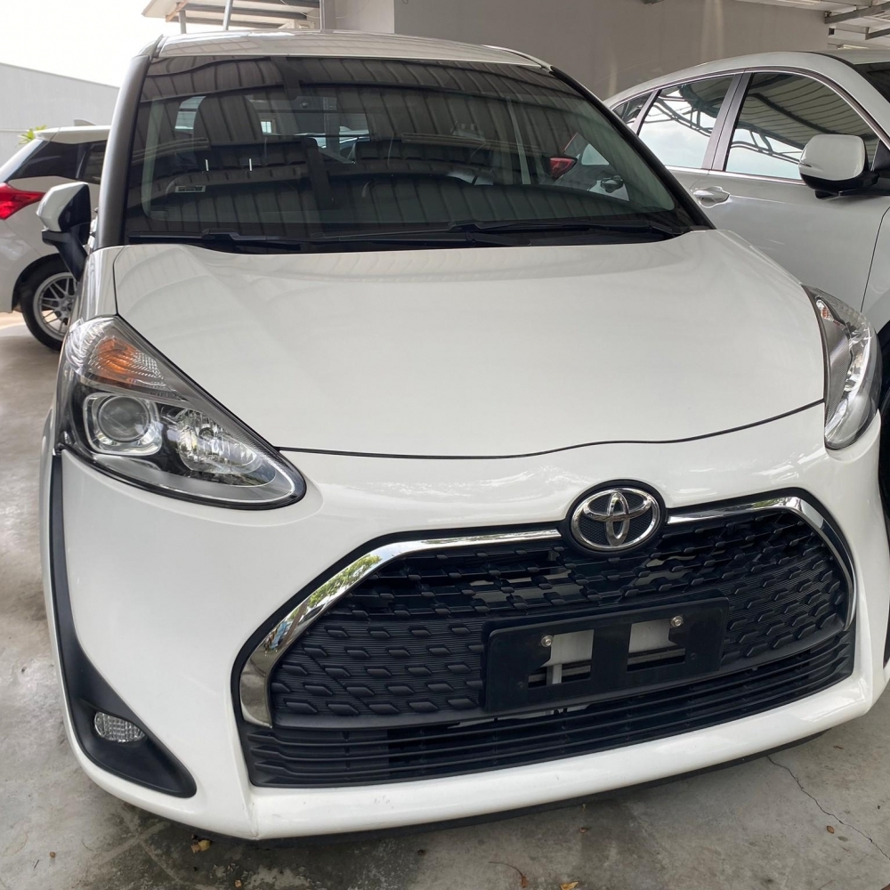 Toyota  SIENTA  2020年 1.8L  5人座