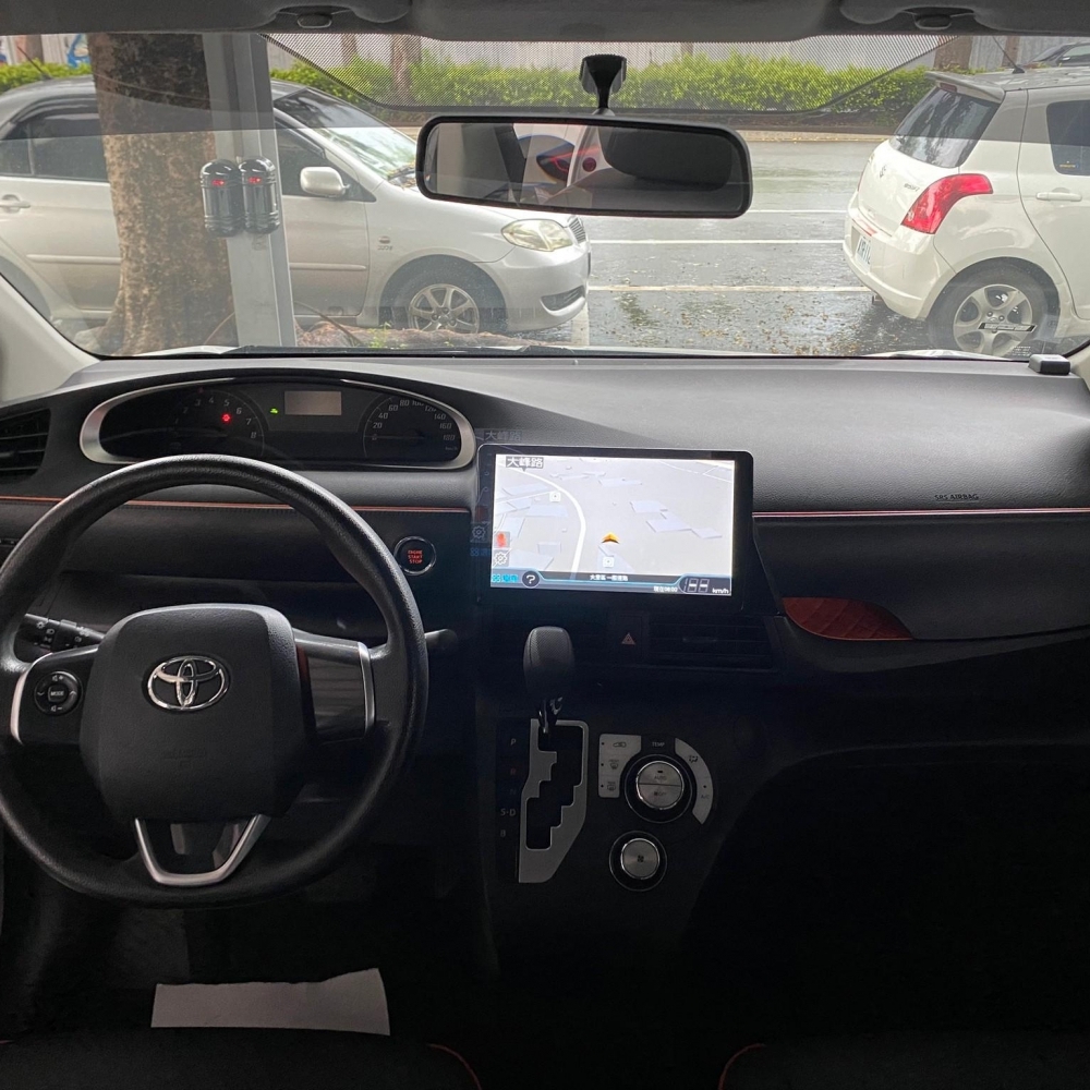 Toyota  SIENTA  2020年 1.8L  5人座