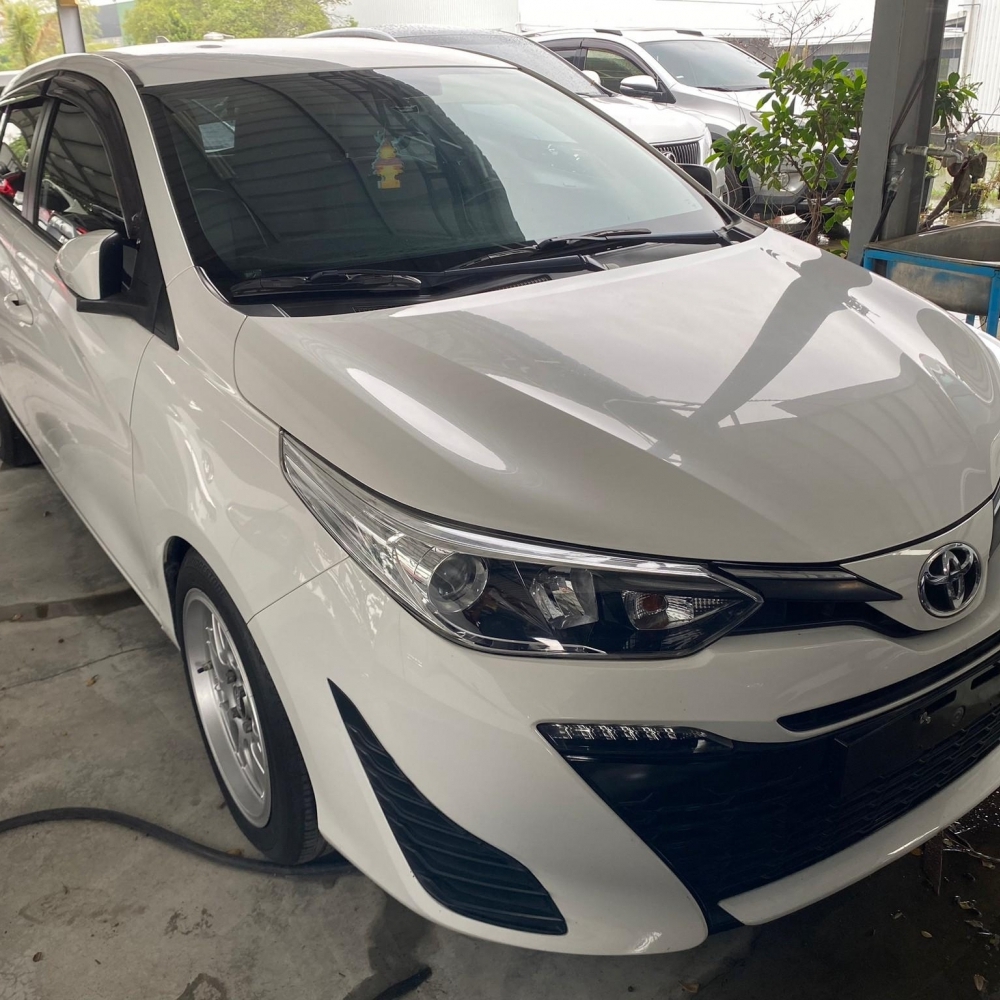 2018  Toyota  Yaris  1.5L