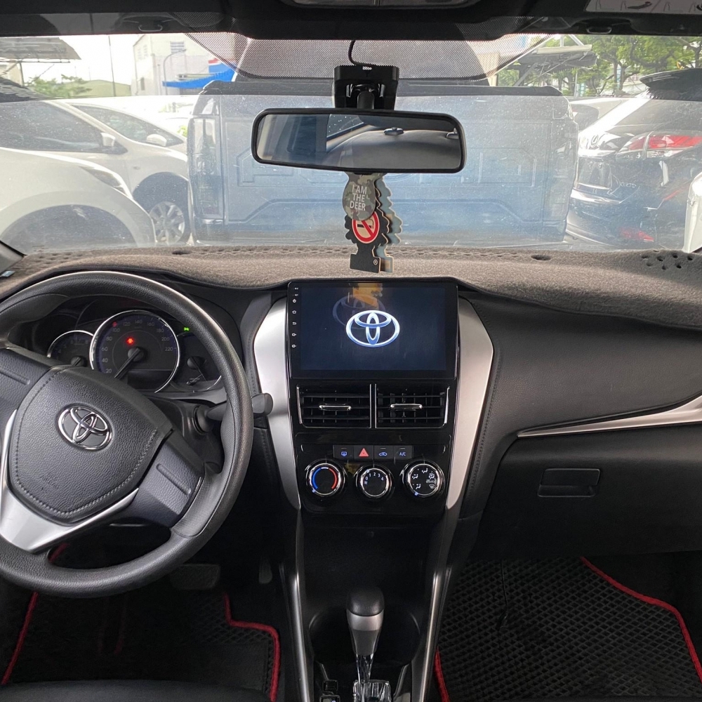 2018  Toyota  Yaris  1.5L