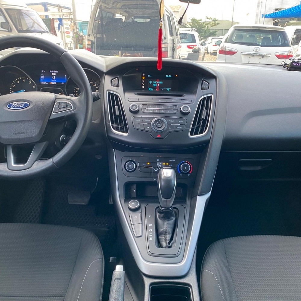 2016  Ford  focus  5門 1.5L渦輪增壓