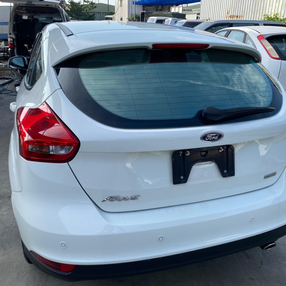 2016  Ford  focus  5門 1.5L渦輪增壓