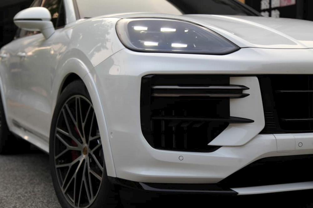 Porsche Cayenne Coupe (2024車款)