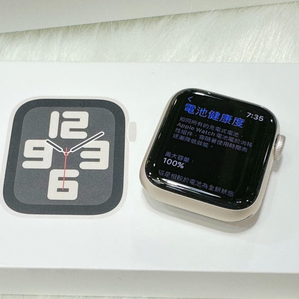 Apple Watch SE2 40MM星光鋁金屬錶 客戶戴不習慣 只戴1次  保固到 2024/0