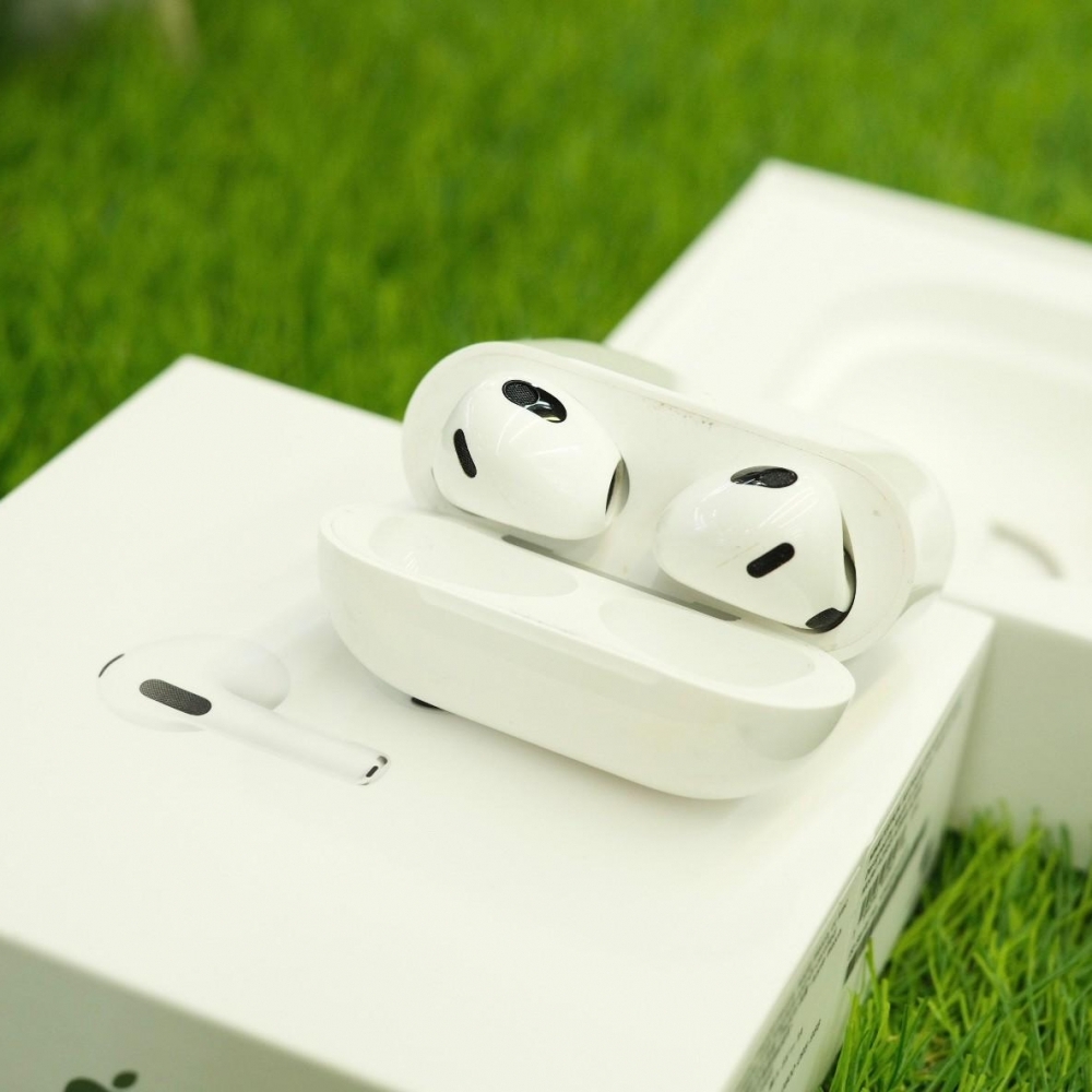 AirPods 3 代 剛過保固 有盒裝配件