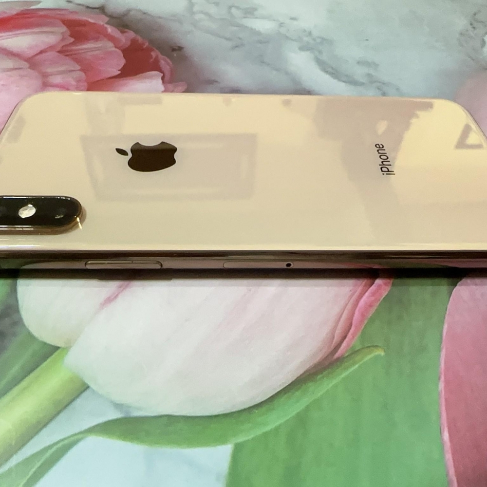 IPhone Xs 64G  金色 電池100% 無盒裝有配件