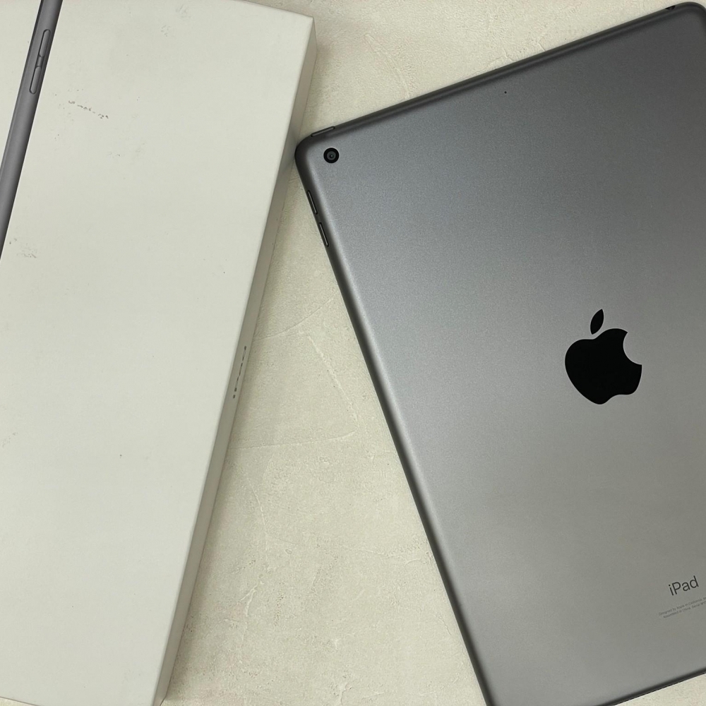 iPad 9 64G 黑 電池94% 展示機 有盒裝 有配件 