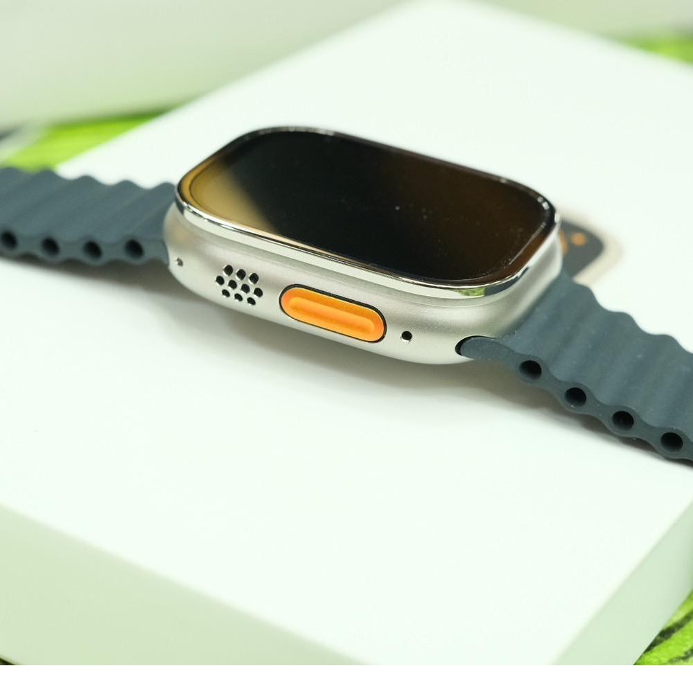 Apple Watch Ultra 49mm 保固到2024/04/28 有盒裝 有配件