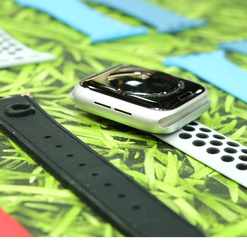 Apple Watch SE 44mm 白 無盒裝 有配件