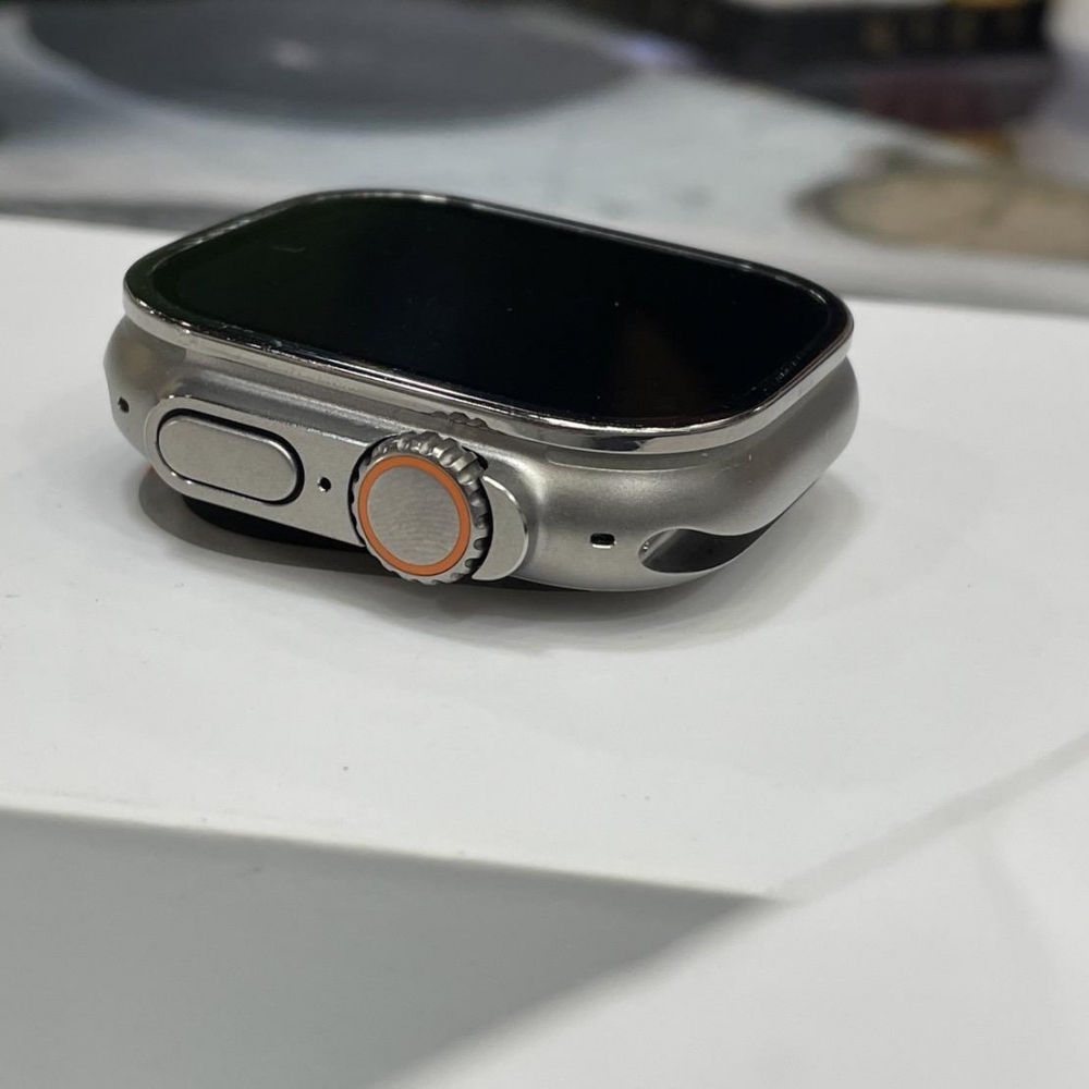 Apple Watch Ultra 49mm 已貼IMOS玻璃 保護框 保固到2023/10/18 