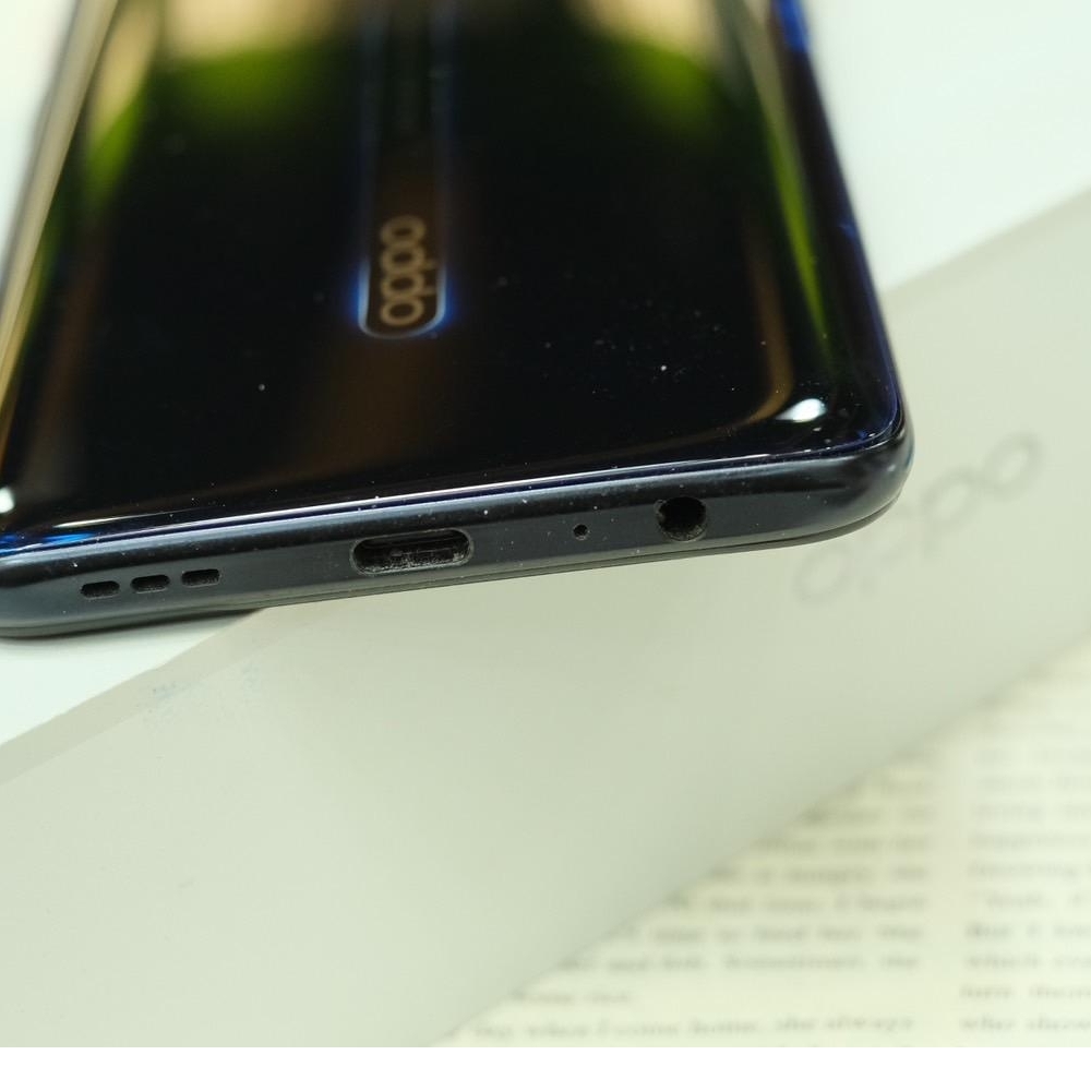 OPPO RENO2 Z 8+128 6.5吋螢幕 升降鏡頭設計 有盒裝 有配件