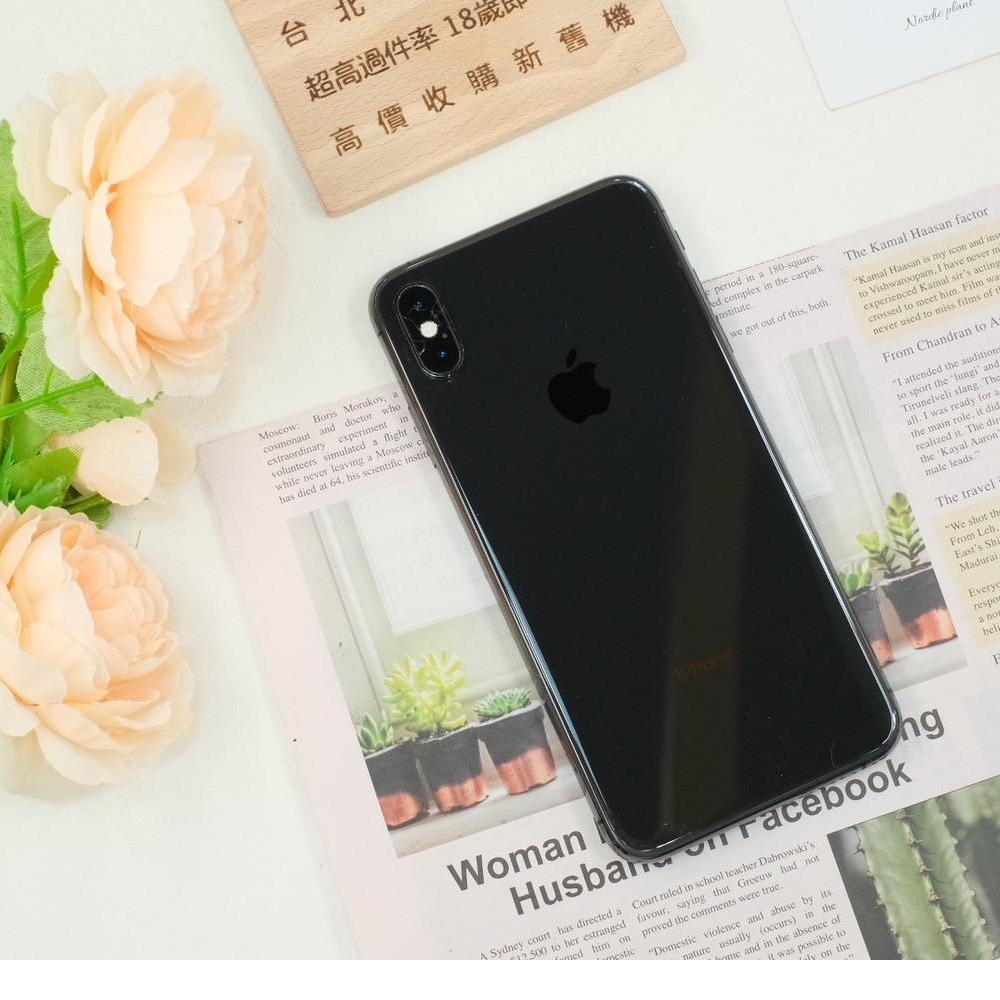 iPhone XS Max 256G 黑 電池82% 後鏡頭有裂不影響拍照 稀有版本 無盒裝 有配件