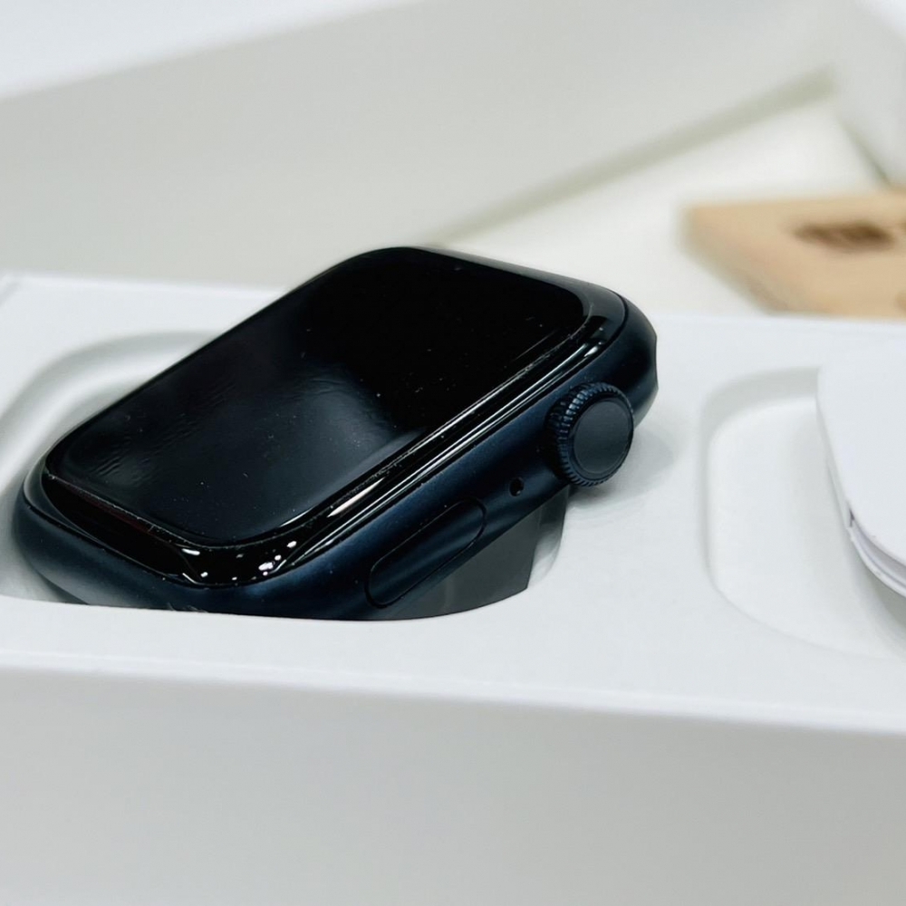 Apple Watch S8 45mm GPS 午夜 電池100% 客人使用不習慣 保固到2024/