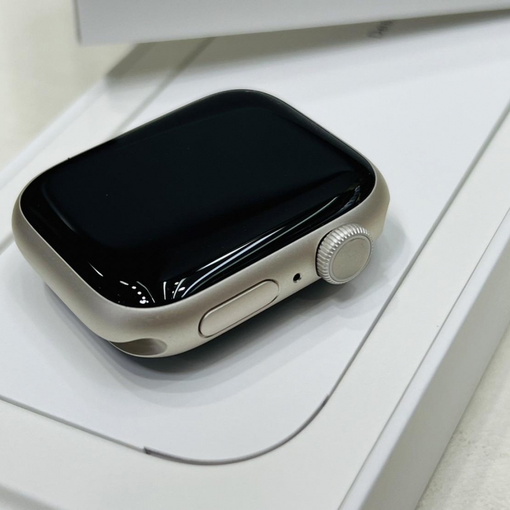 Apple Watch S8 41mm GPS 星光 僅拆封 無開通 超美機