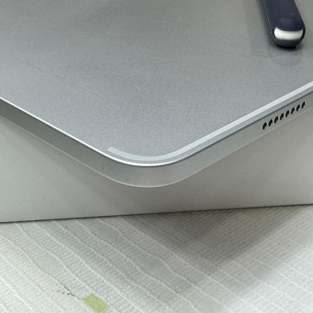 IPad Pro 11寸 128G第四代 M2版本 循環100次 電池100%  保固到 2024/