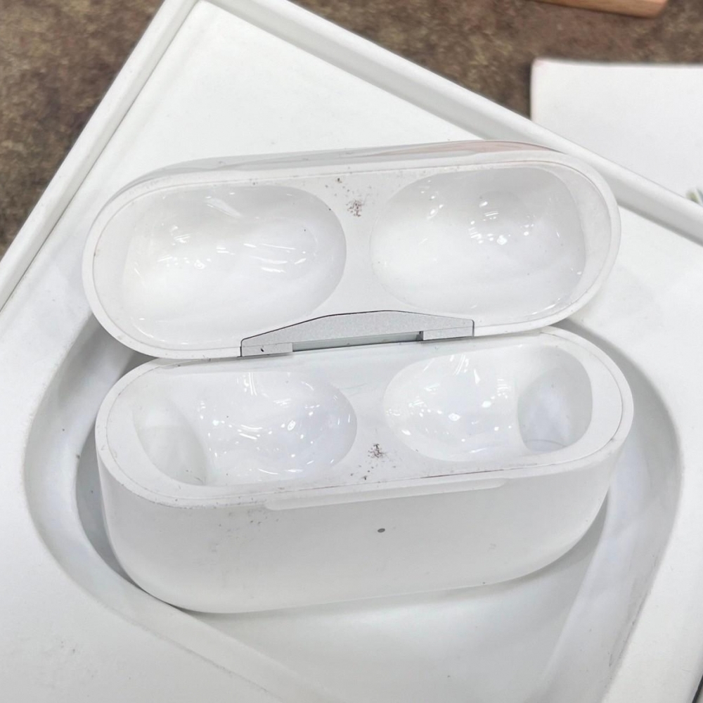 AirPods Pro 2代 保固到2025/03/25有盒裝有配件