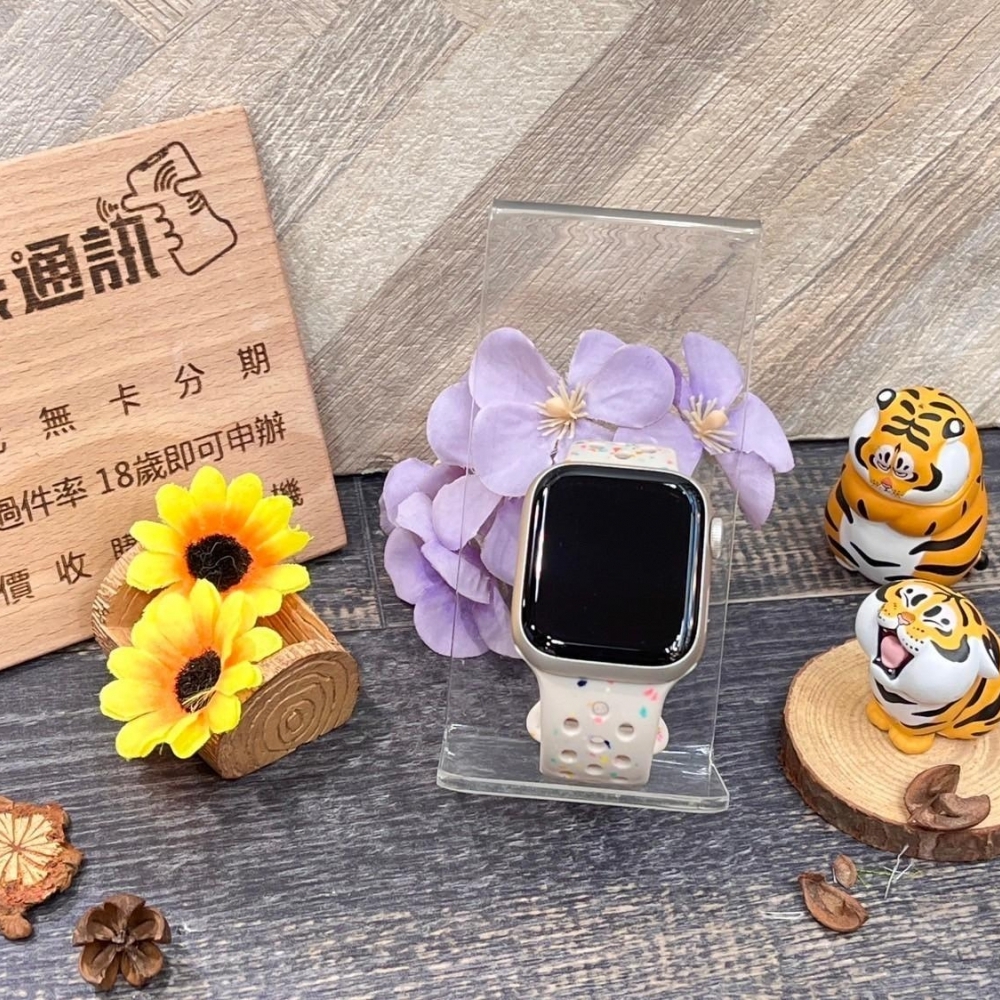 Apple Watch 9 40mm GPS版 星光色 電池100% 保固到2025/08/08 無