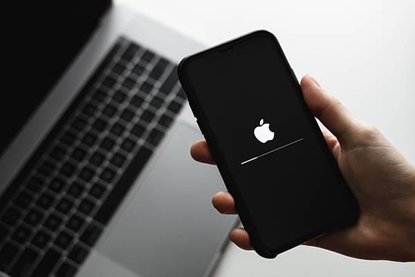 iPhone 無法開機白蘋果怎麼辦？ 教你如何排解問題！