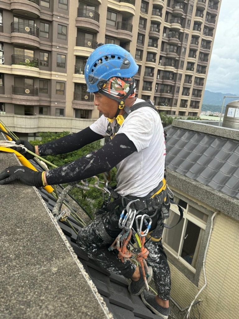 桃園市大溪區透天社區外牆及屋頂防水工程施工